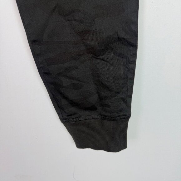 NWT Evereve Level 99 Midnight Camo Utility Jogger Pants Size Medium M $128 NEW - Picture 4 of 12